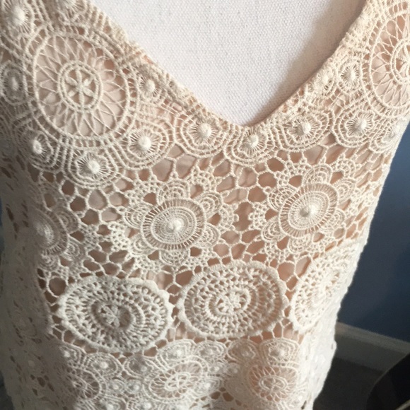Creme Lace Cami by Lavender Brown Like New - Picture 2 of 4